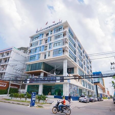 Taragrand Donmuang Airport Hotel Thanyaburi Exterior foto