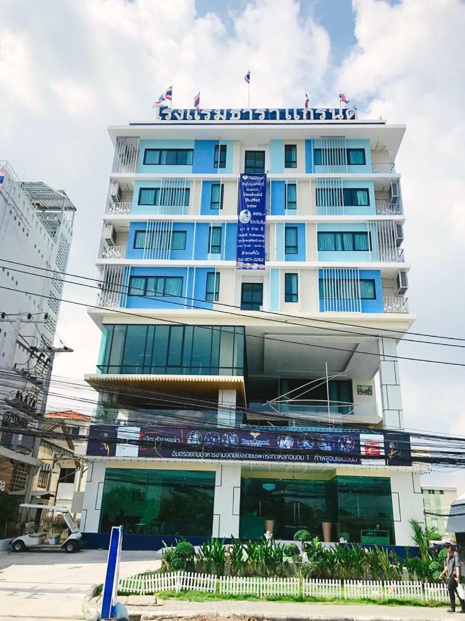 Taragrand Donmuang Airport Hotel Thanyaburi Exterior foto