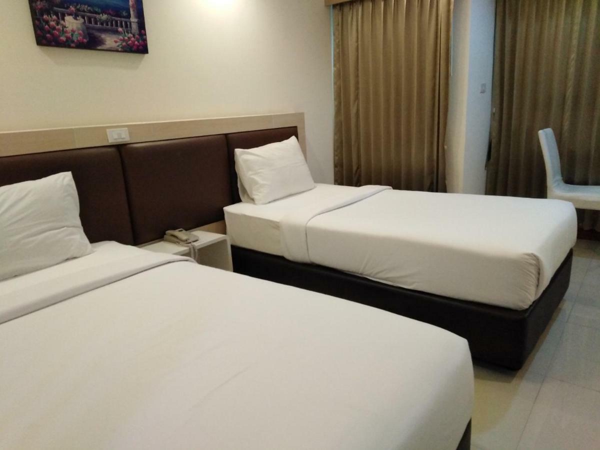 Taragrand Donmuang Airport Hotel Thanyaburi Exterior foto